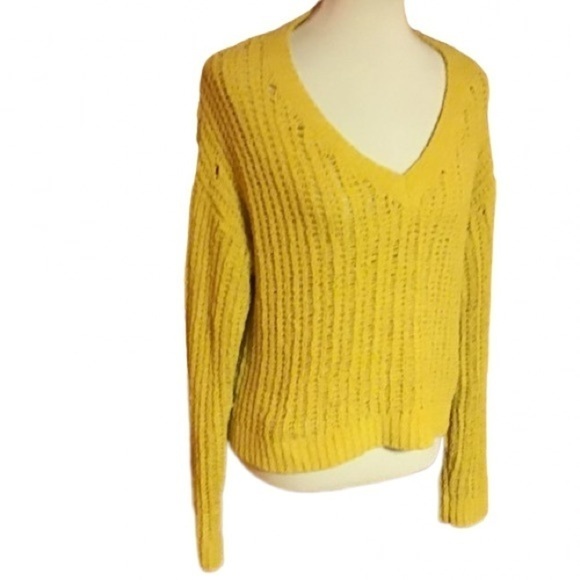 3 for 20 $ bundle love tree mustard super soft slouchy v neck soft sweater - Picture 1 of 10